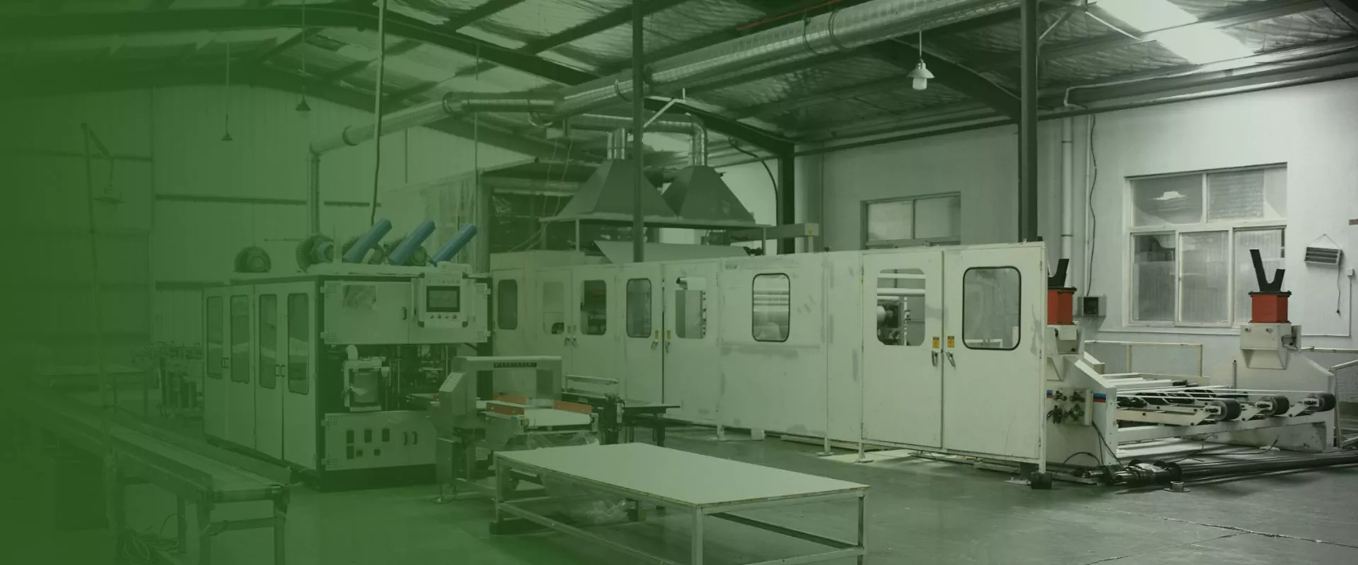 Çin toxuma fabrikini bitirdi